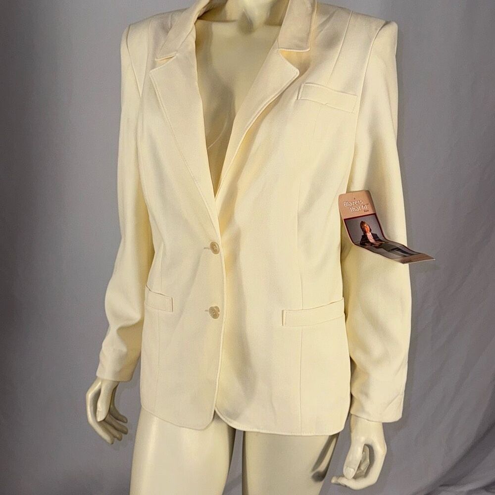 Vintage Sears Cream Blazers That‎ Fit Women’s Button Down Blazer Size 14